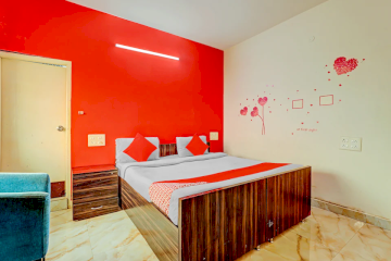 ECR RESIDENCY AND SERVICE APPARTMENT